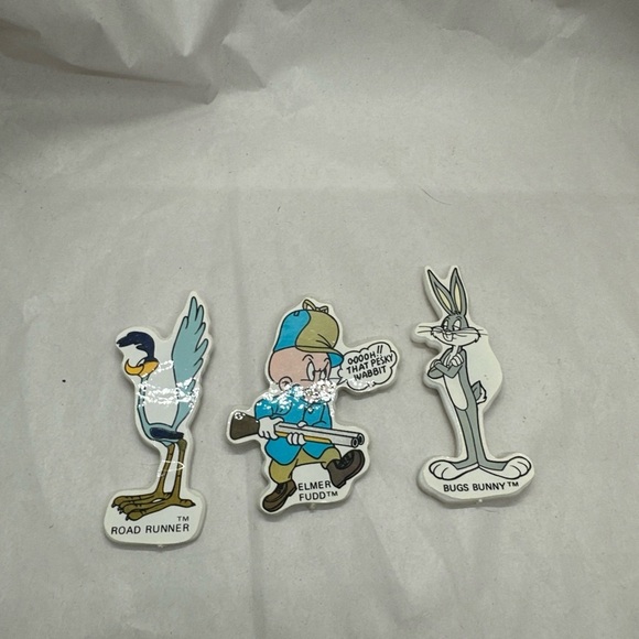 Warner Bros. Other - Warner Bros. Cartoon Character Magnets - Blue, Gray, White